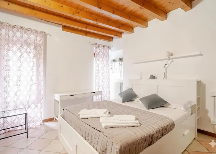 Accogliente In Centro Appartamento Brescia